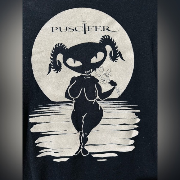 Puscifer Tops - Puscifer Rare Vintage Grey Velvet Queen B Ladies XL Tool New Never Worn Cute!